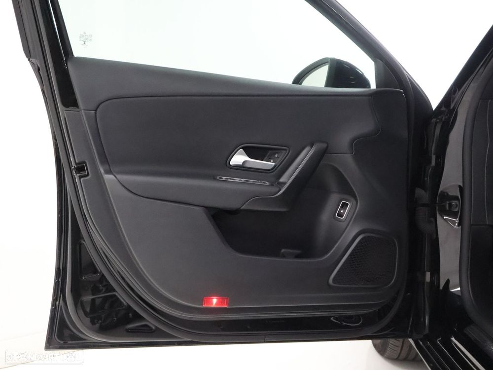 Mercedes-Benz A 250 - 11