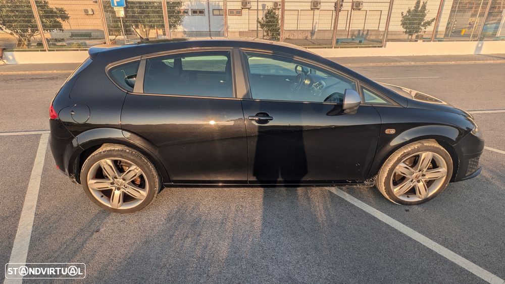 SEAT Leon 2.0 TDI FR - 25