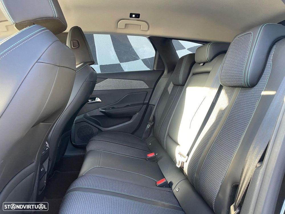 Peugeot 308 SW 1.2 PureTech Allure EAT8 - 7