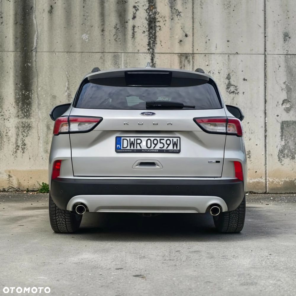 Ford Kuga - 4