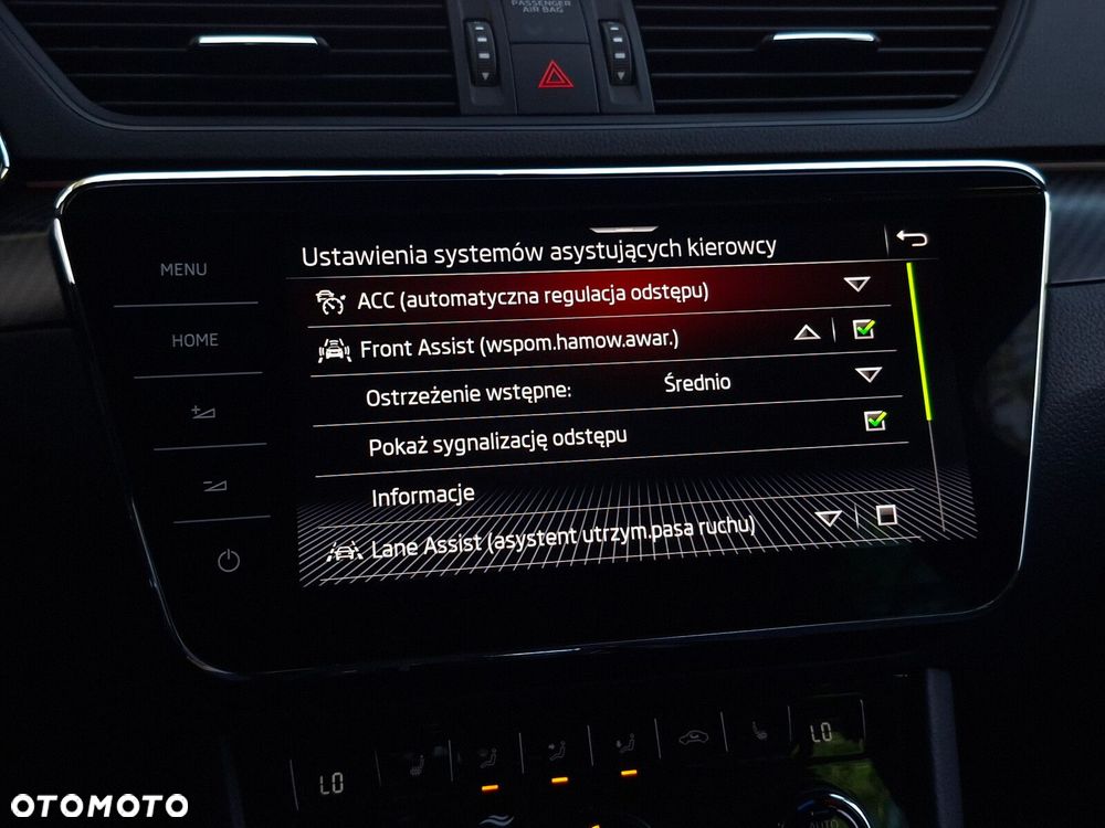 Skoda Superb 2.0 TDI SCR Sportline DSG - 32