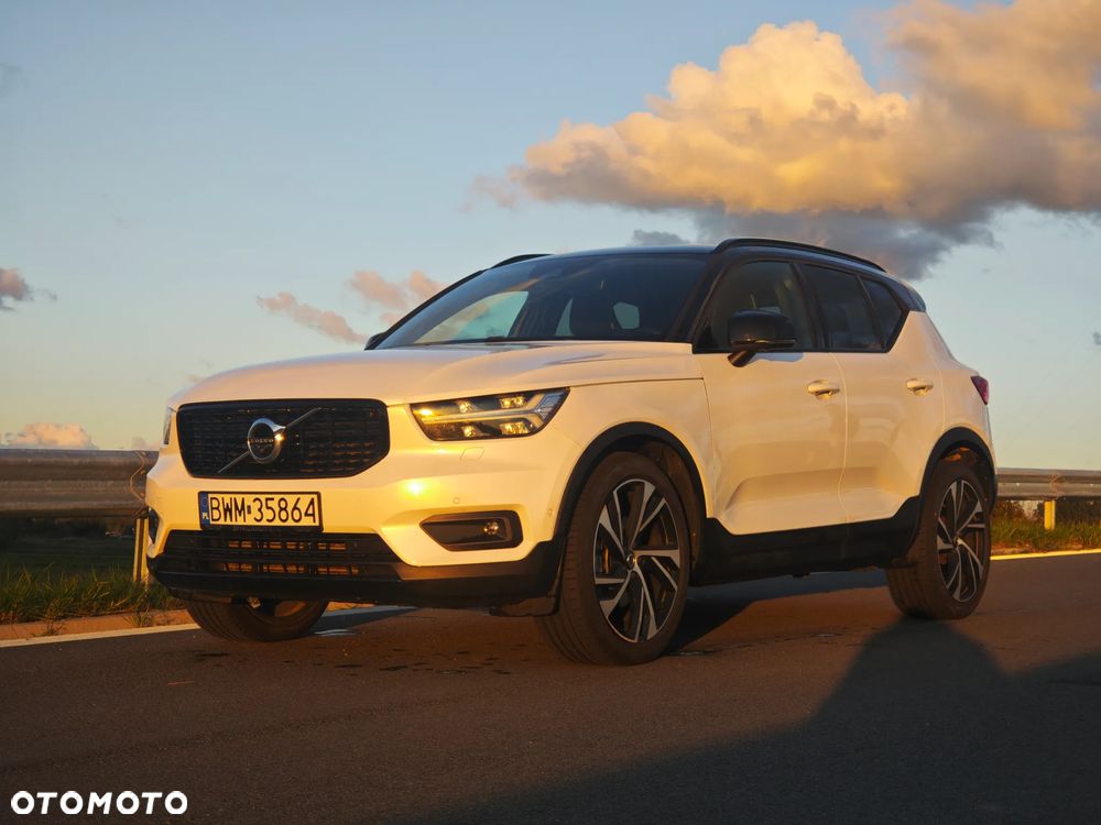 Volvo XC 40 T5 AWD Geartronic R-Design - 2