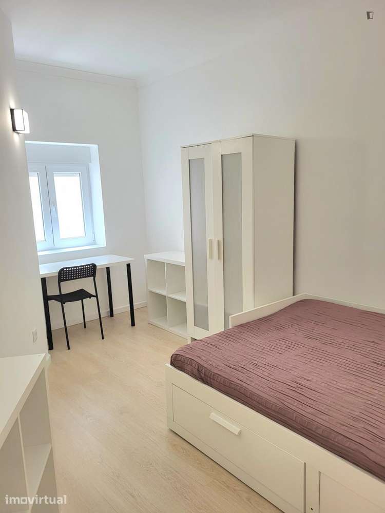 Quarto - localizado em Rio Tinto Porto - Grande imagem: 2/60