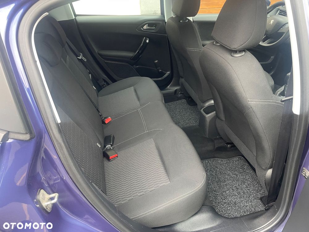 Peugeot 208 1.2 VTi Active - 19