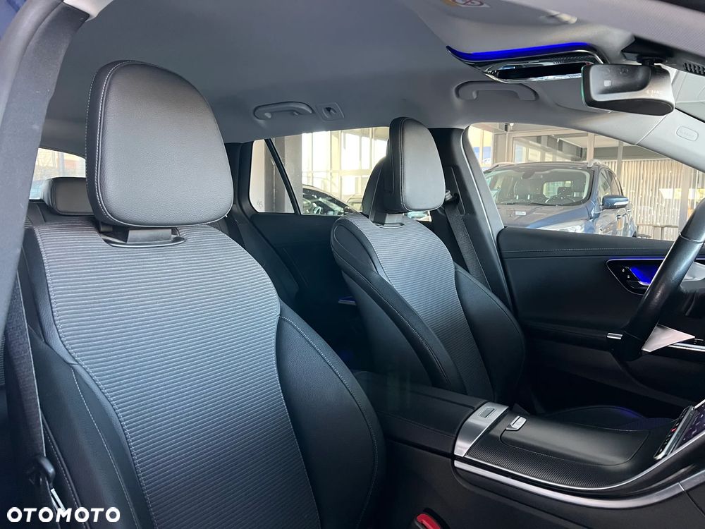 Mercedes-Benz Klasa C 220 d 4MATIC 9G-TRONIC - 40