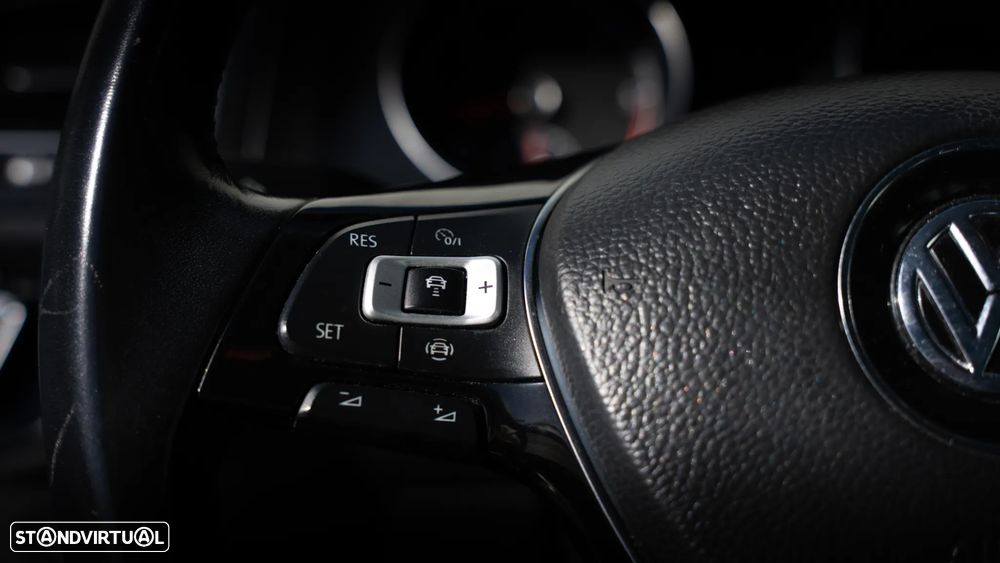 VW Golf Variant 1.6 TDi Confortline - 22