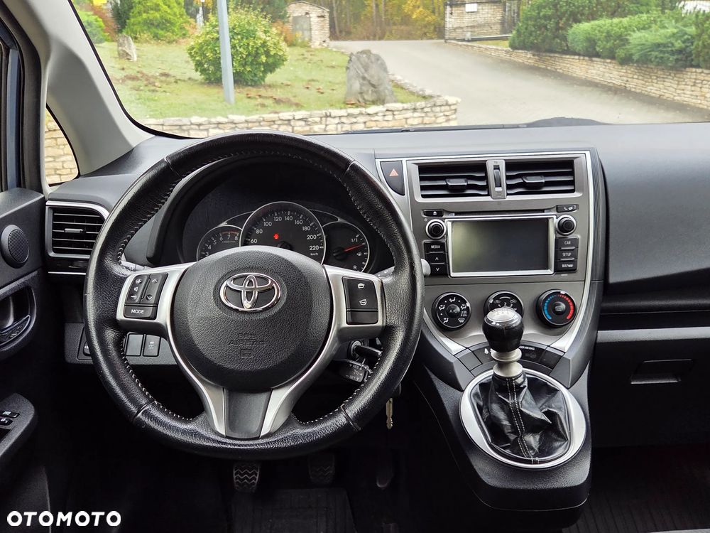 Toyota Verso S 1.33 VVT-i Life - 22