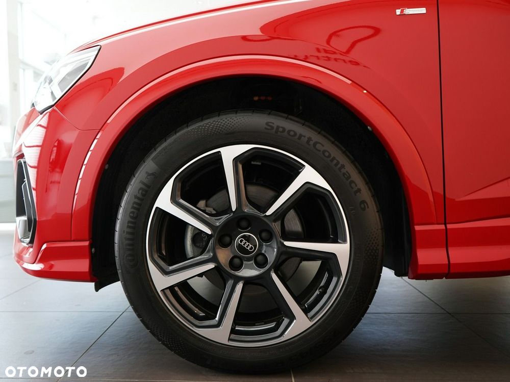 Audi Q3 Sportback - 8