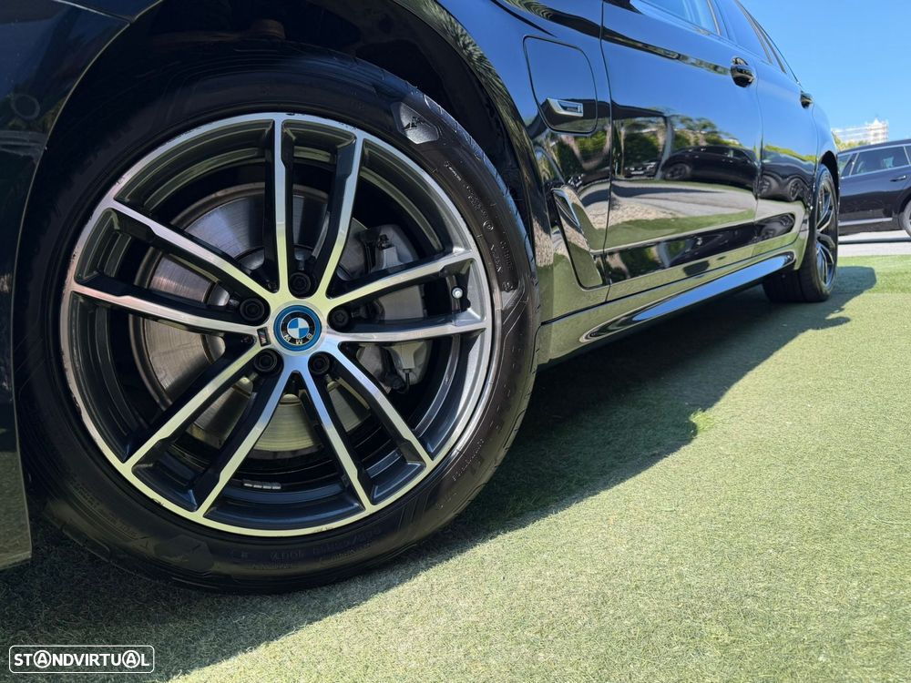 BMW 520 e Pack M - 5