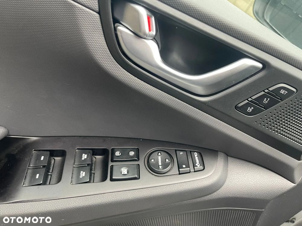 Hyundai IONIQ Hybrid Platinum - 16