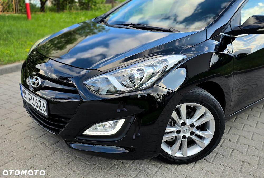 Hyundai i30 i30cw 1.4 Fifa World Cup Edition - 4