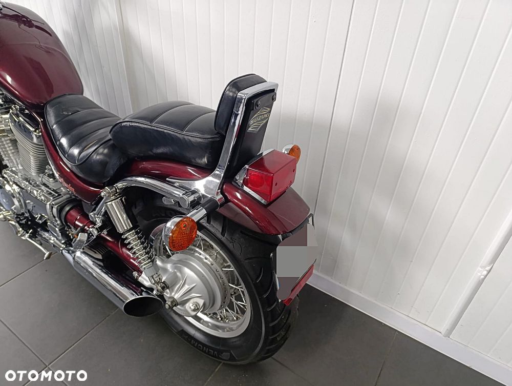 Suzuki Intruder - 12