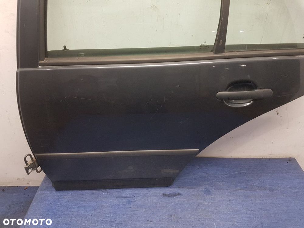 VOLKSWAGEN BORA DRZWI TYŁ LEWE - 2