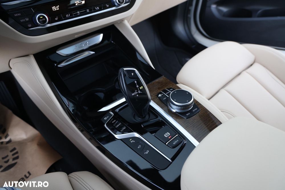 BMW X4 xDrive30i Aut. xLine - 31