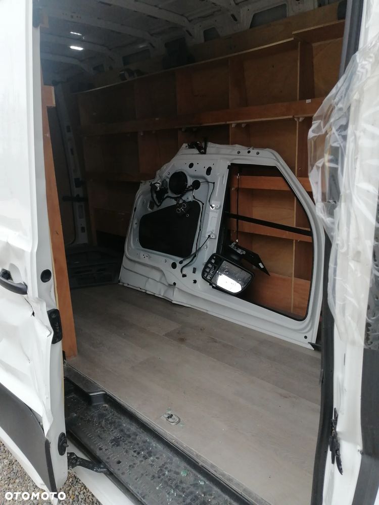 Volkswagen Crafter - 15