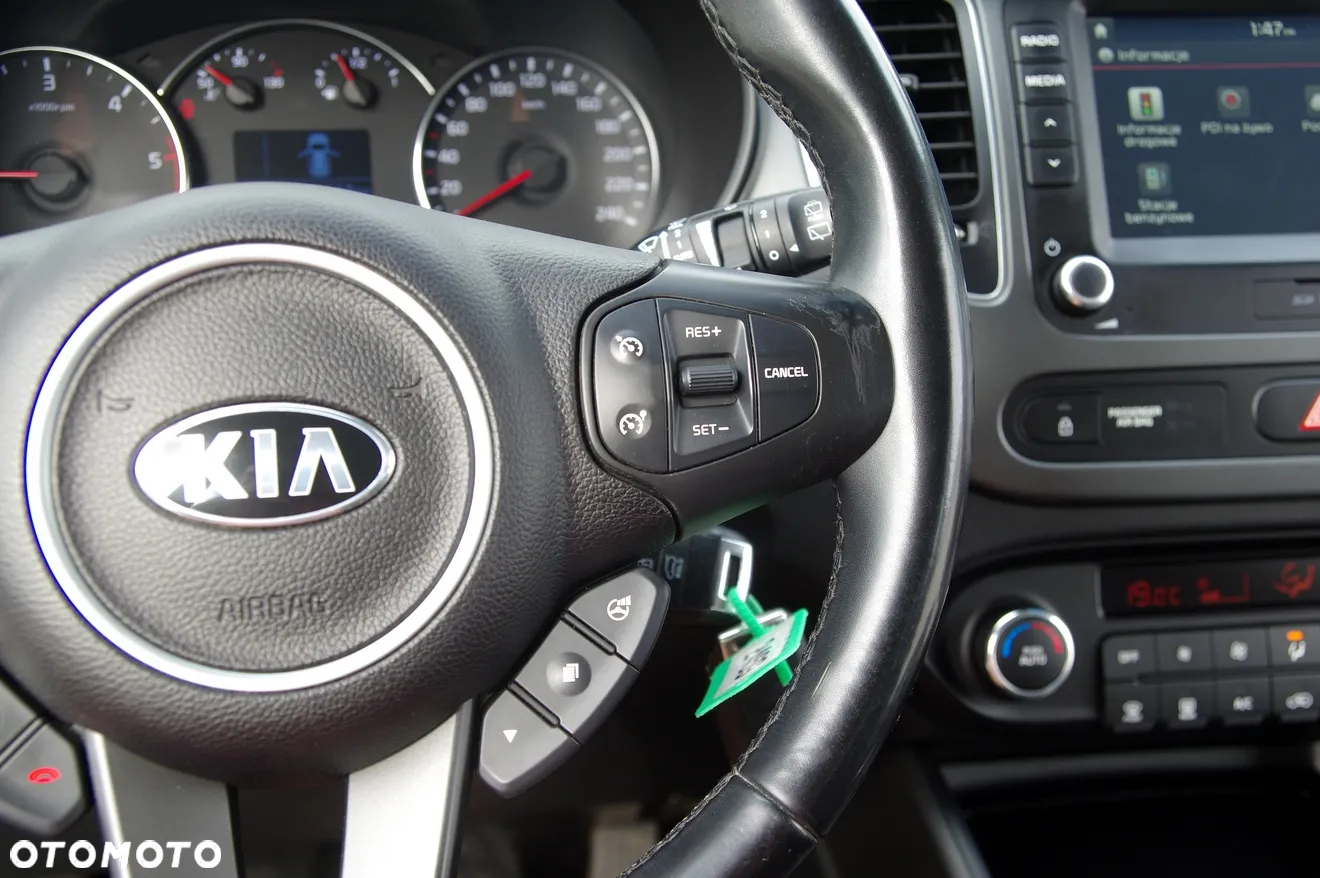 Kia Carens 1.7 CRDi XL 7os - 31