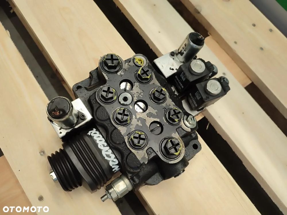 Rozdzielacz hydrauliczny 200061232114 BUCHER - 3
