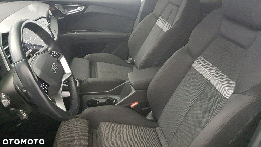 Audi Q4 e-tron - 16