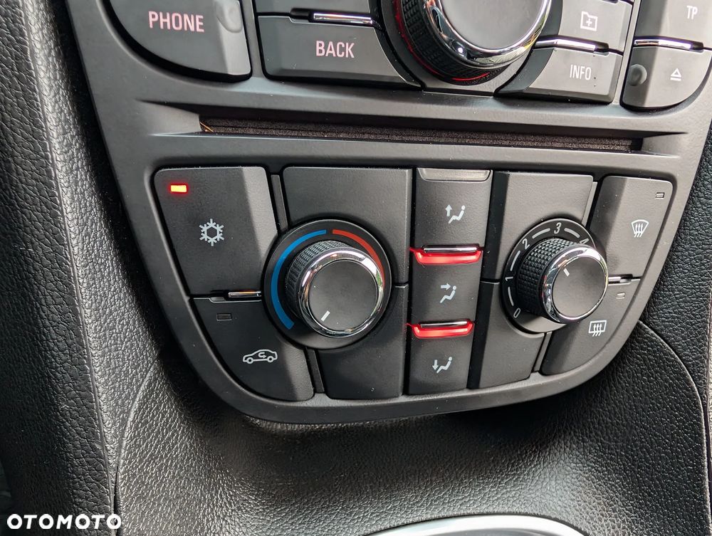 Opel Meriva 1.4 T Enjoy S&S - 33