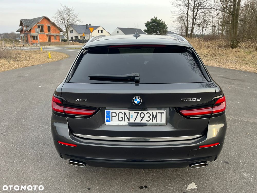 BMW Seria 5 520d Luxury Line sport - 6
