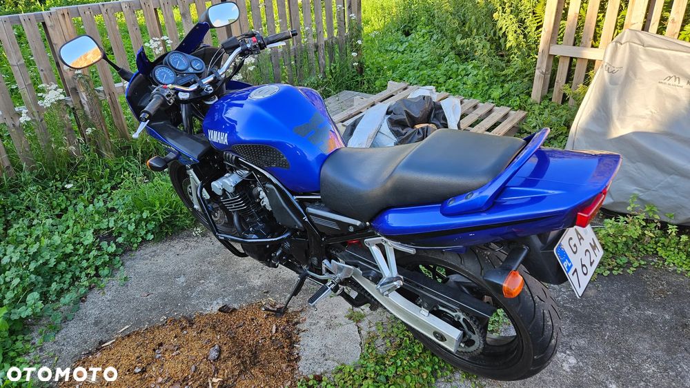 Yamaha FZ6 - 1