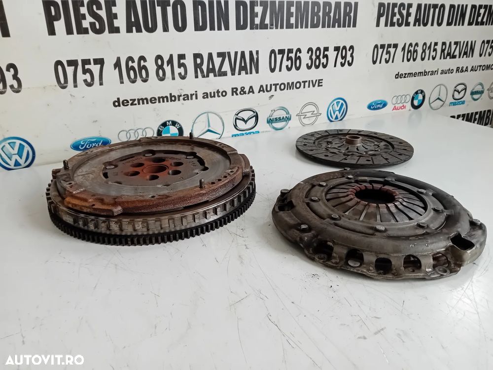 Kit Ambreiaj Volanta Masa Dubla Dacia Duster Logan Jogger 1.0 Tce Cod 123100749R Cu 9000 K Motor H4D - 2