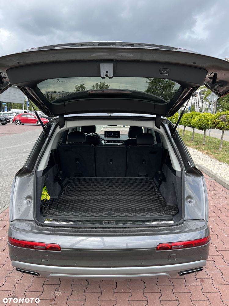 Audi Q7 - 13