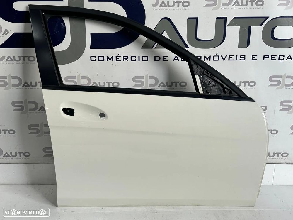 Porta Frente / Trás Direita / Esquerda - Mercedes C (W204) - 3