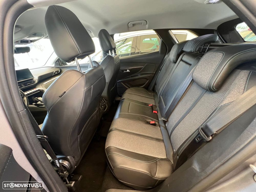 Peugeot 3008 1.6 Hybrid Allure Pack e-EAT8 - 15