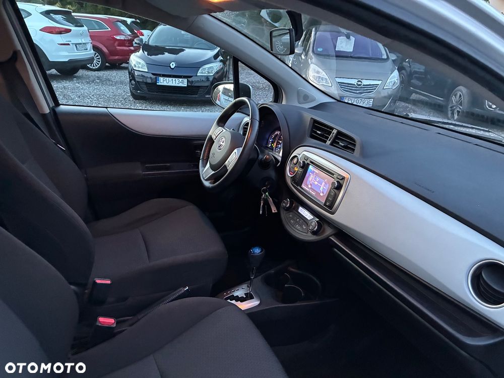 Toyota Yaris 1.5 VVT-i - 13