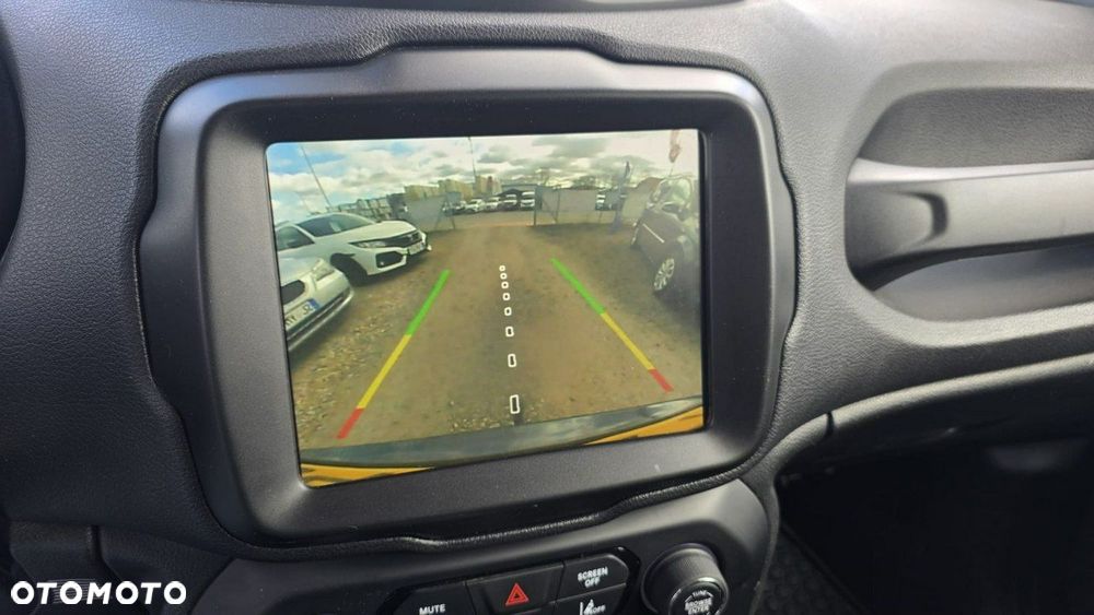 Jeep Renegade - 11