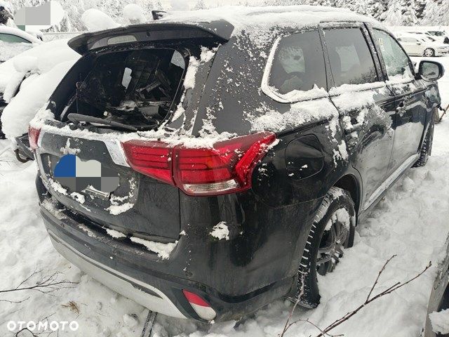 Mitsubishi Outlander Intense + - 3