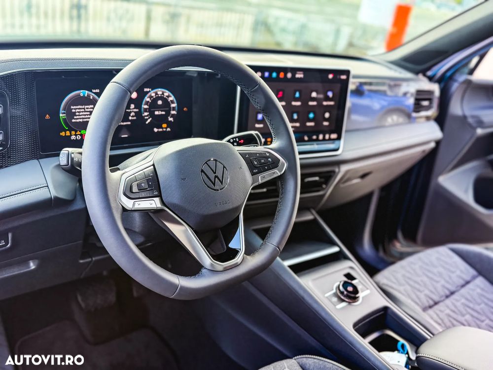 VOLKSWAGEN Tiguan 2026 — imagine 12