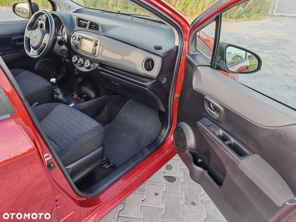 Toyota Yaris 1.33 Premium - 14