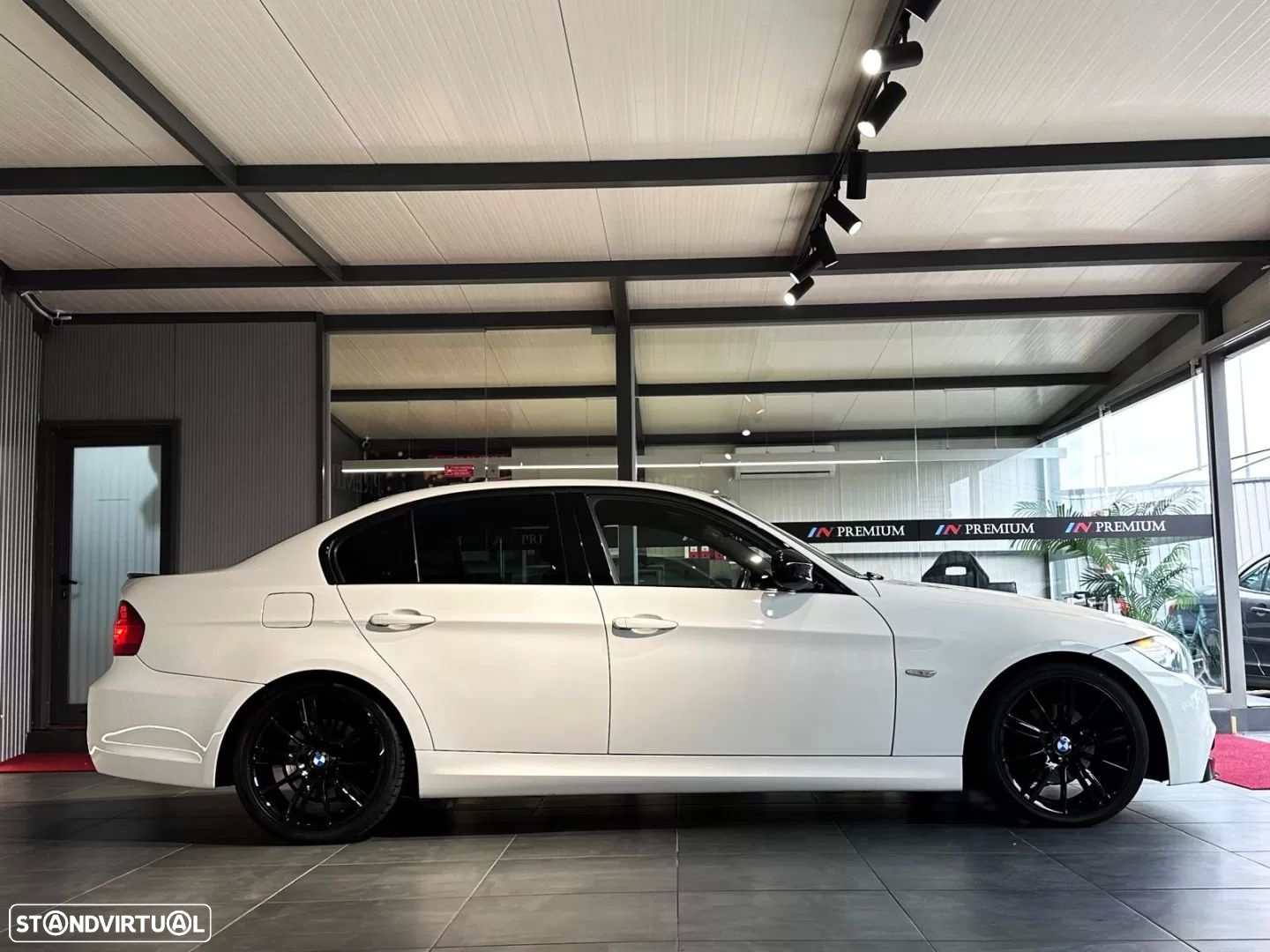 BMW 318 d Auto - 3