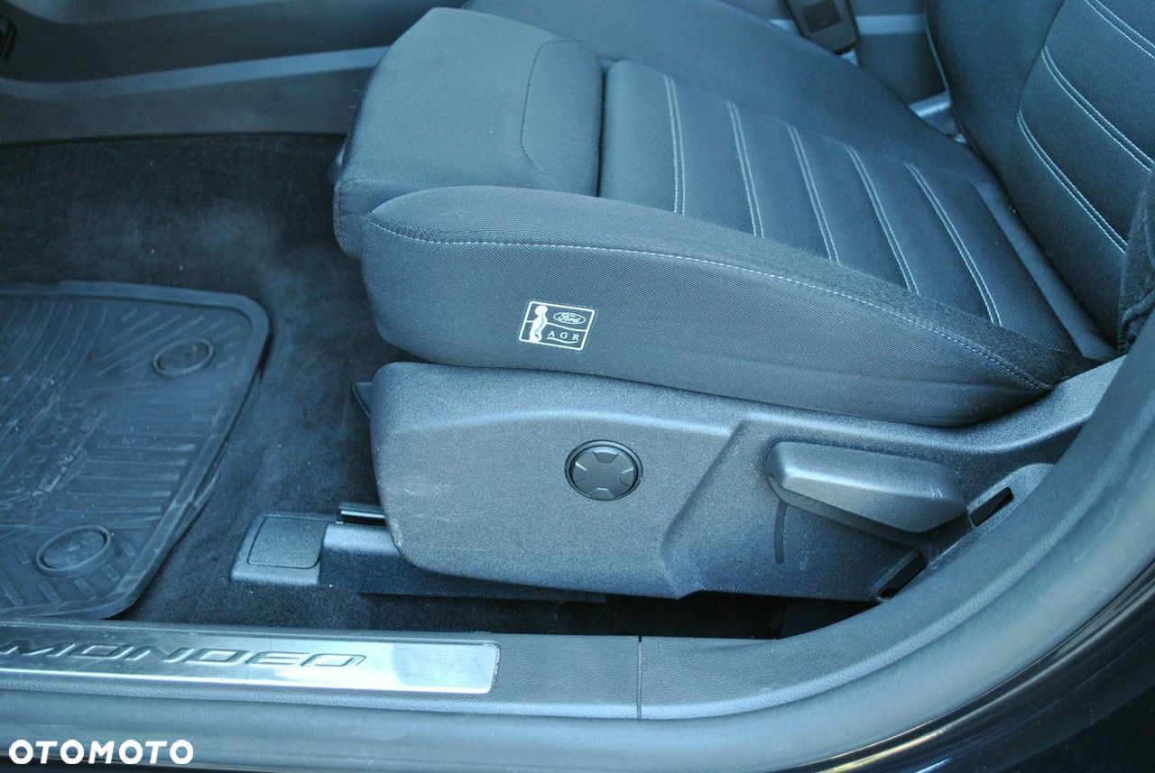 Ford Mondeo 2.0 EcoBlue Titanium - 18