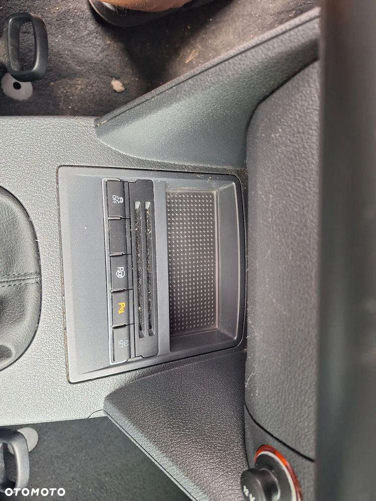 Volkswagen Touran - 9