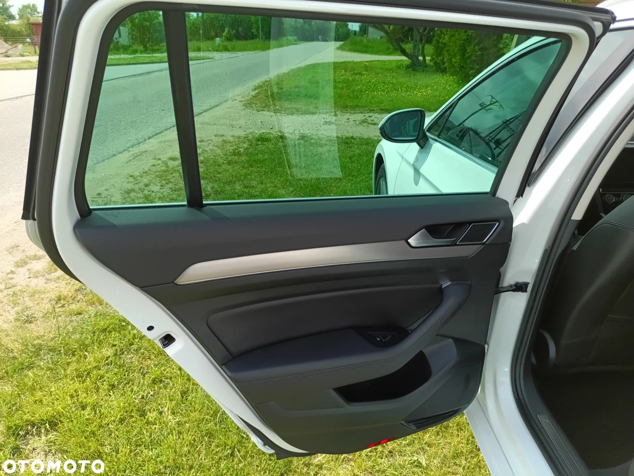 Volkswagen Passat - 29