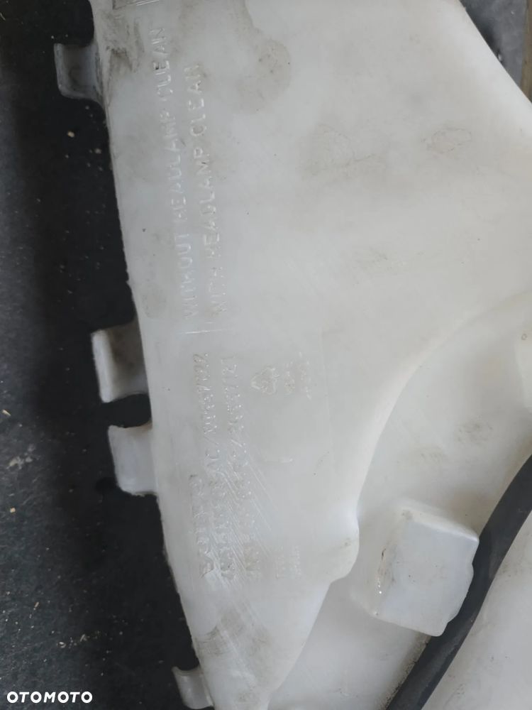VOLVO S40 V50 LIFT ZBIORNICZEK PŁYNU SPRYSKIWACZY - 4