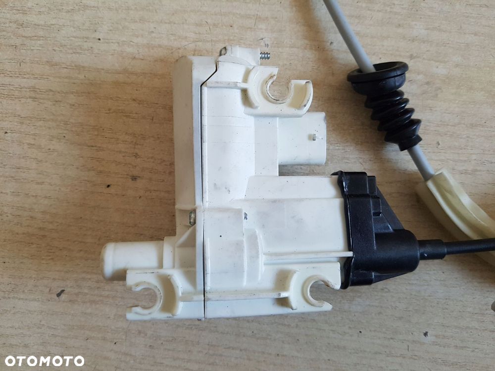 mercedes s w222 zamek z dociągiem drzwi lewy przód a2227661100 - 8