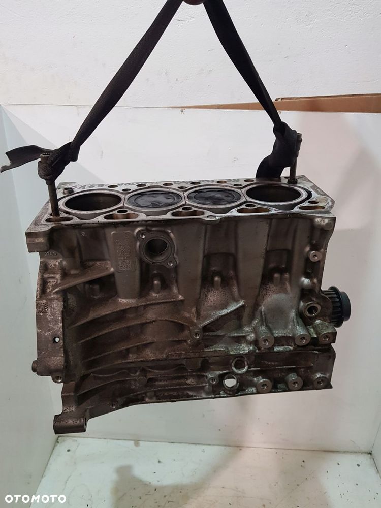 dół silnika b4204t38 volvo v60 s60 v40 2 ii 2.0 t2 drive-e 122 km - 2