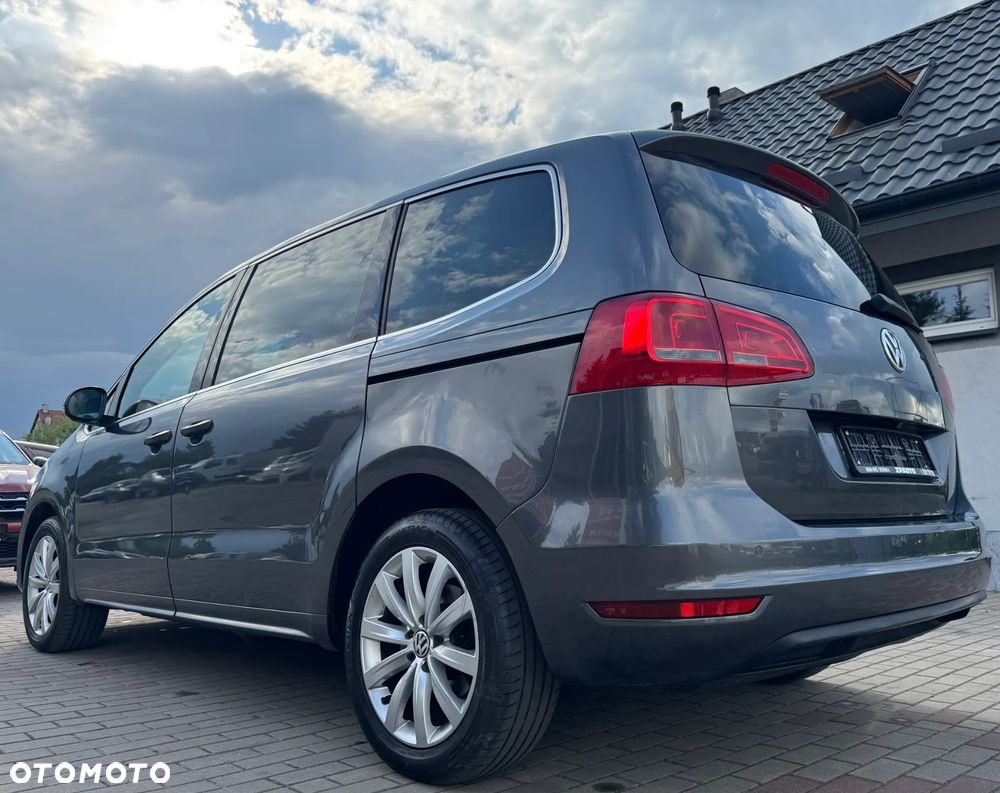 Volkswagen Sharan 2.0 TDI 4Motion BlueMotion Technology Highline - 10