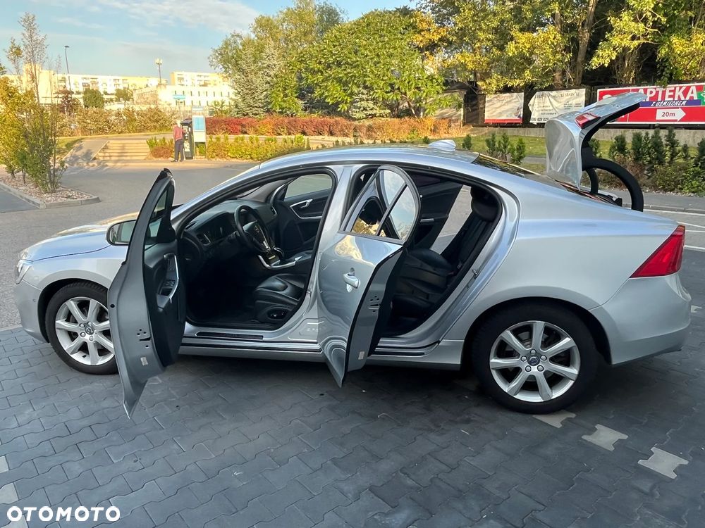 Volvo S60 T5 Drive-E Momentum - 5