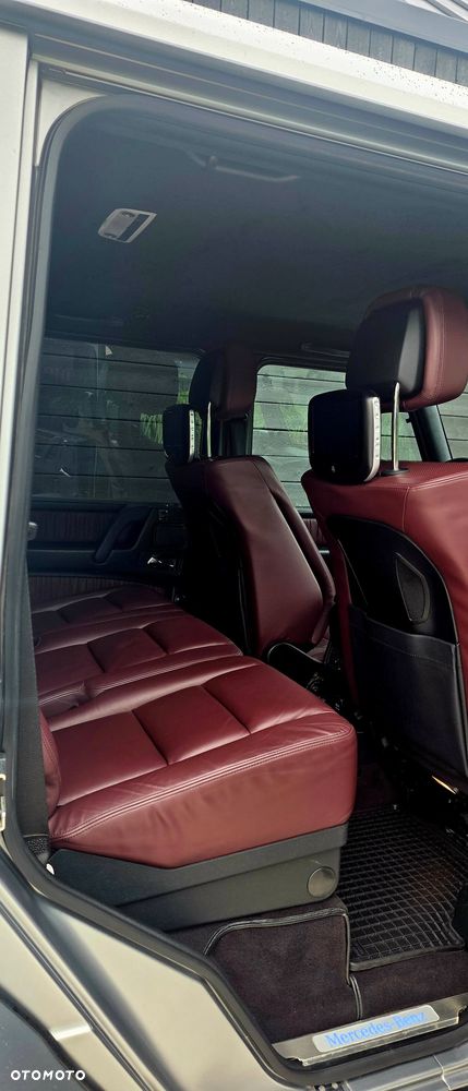 Mercedes-Benz Klasa G 500 L - 12