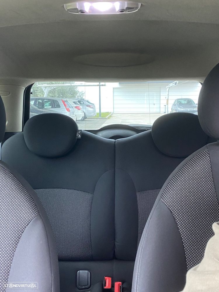 MINI 3 Portas One D - 25