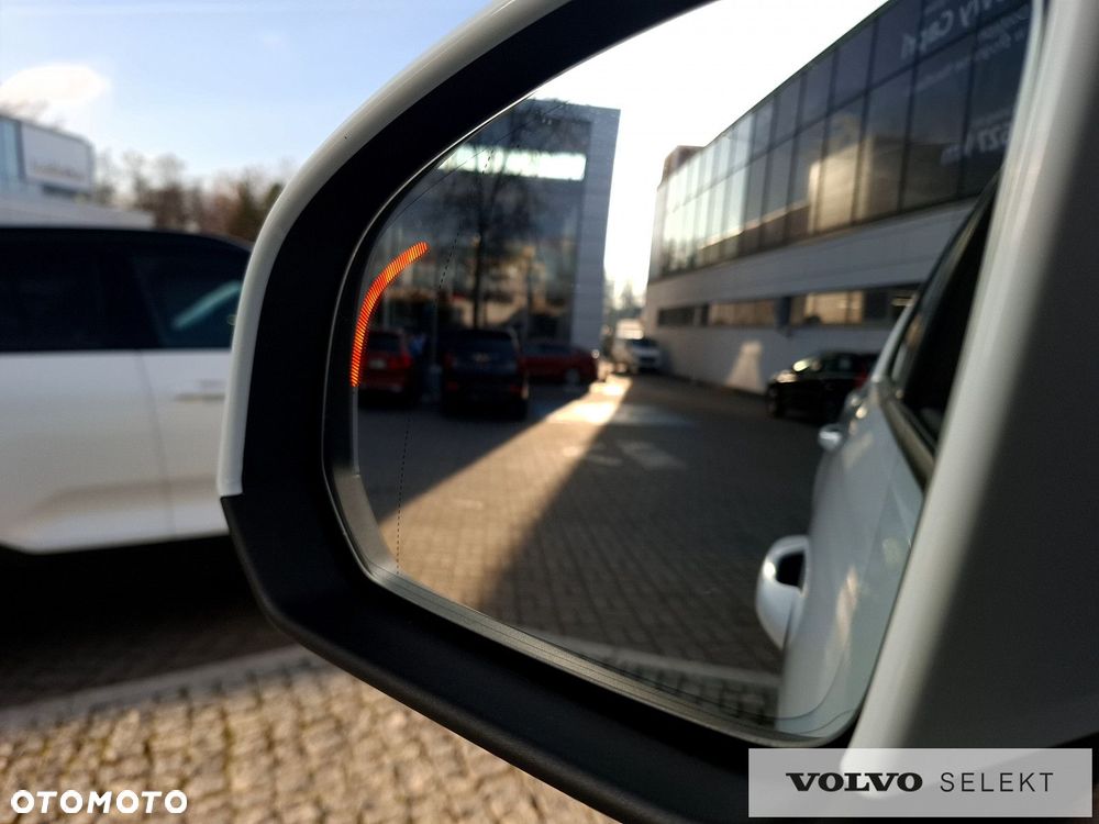Volvo XC 40 - 28