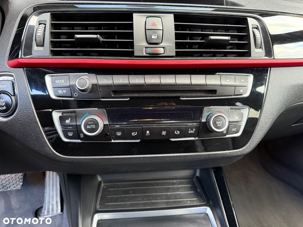 BMW Seria 1 120d xDrive M Sport Shadow sport - 14