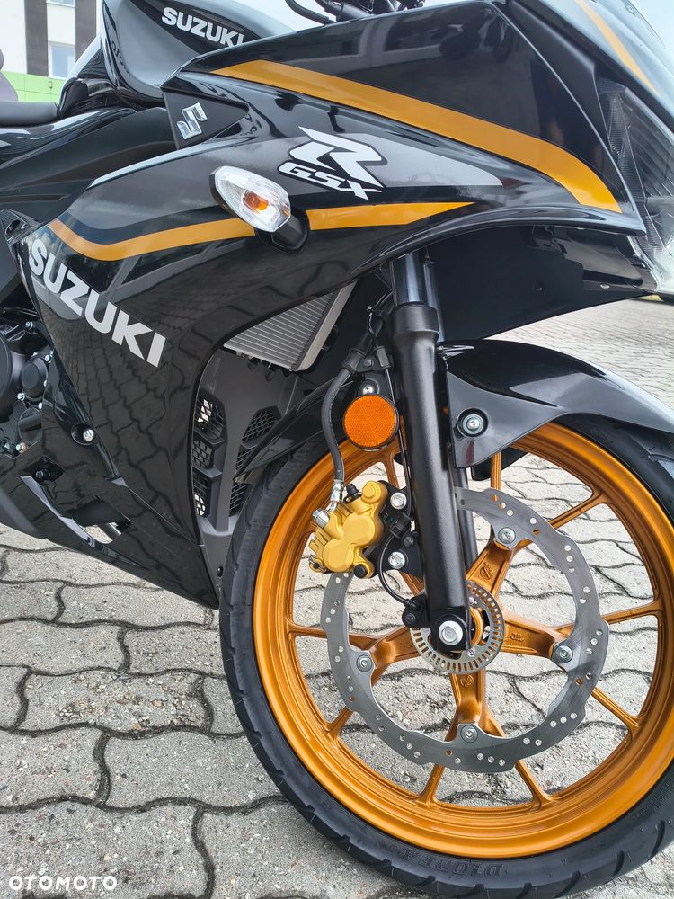 Suzuki GSX-R - 11