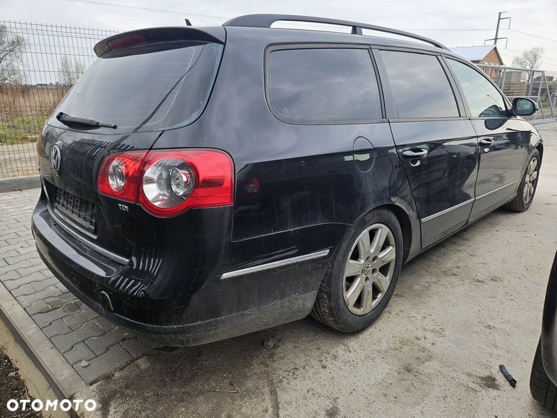 Volkswagen Passat 2.0 TDI Comfortline - 4