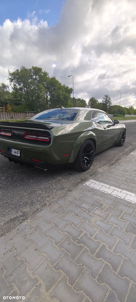 Dodge Challenger 5.7 R/T - 11